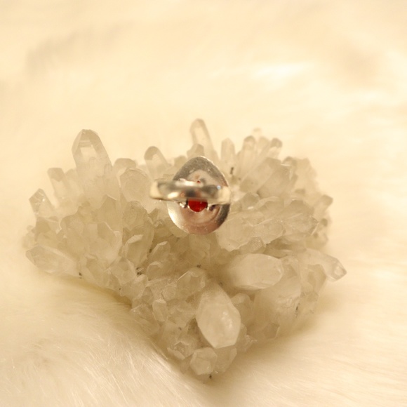 Garnet & .925 Silver Ring Size 7.25 - Picture 3 of 5